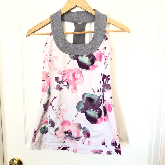 Lululemon Scoop Neck Tank Sz 4 - Picture 1 of 6